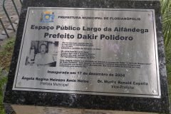 Dinho-no-Centro-de-Florianópolis-12