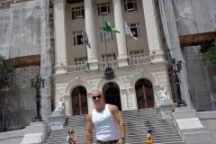 Dinho-no-Centro-de-Santos-05