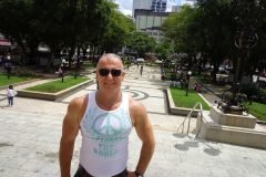 Dinho-no-Centro-de-Santos-08