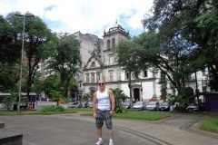 Dinho-no-Centro-de-Santos-11