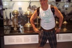 Dinho-no-Memorial-das-Conquistas-11