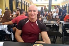 Dinho-no-Mercado-Público-de-Florianópolis-03