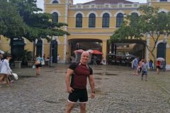 Dinho-no-Mercado-Público-de-Florianópolis-05