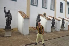 Dinho-no-Museu-de-Arte-Sacra-06